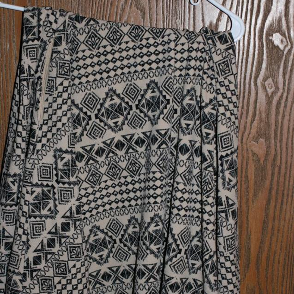 Large Aztec Print Midi Skirt with pockets! $25
